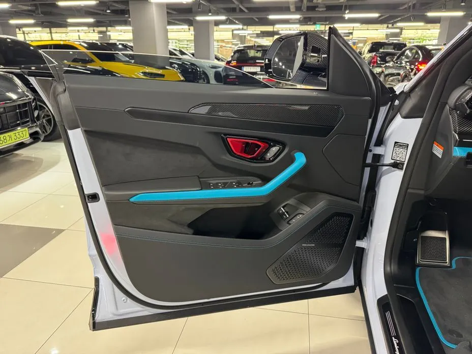Lamborghini Urus — фото 5