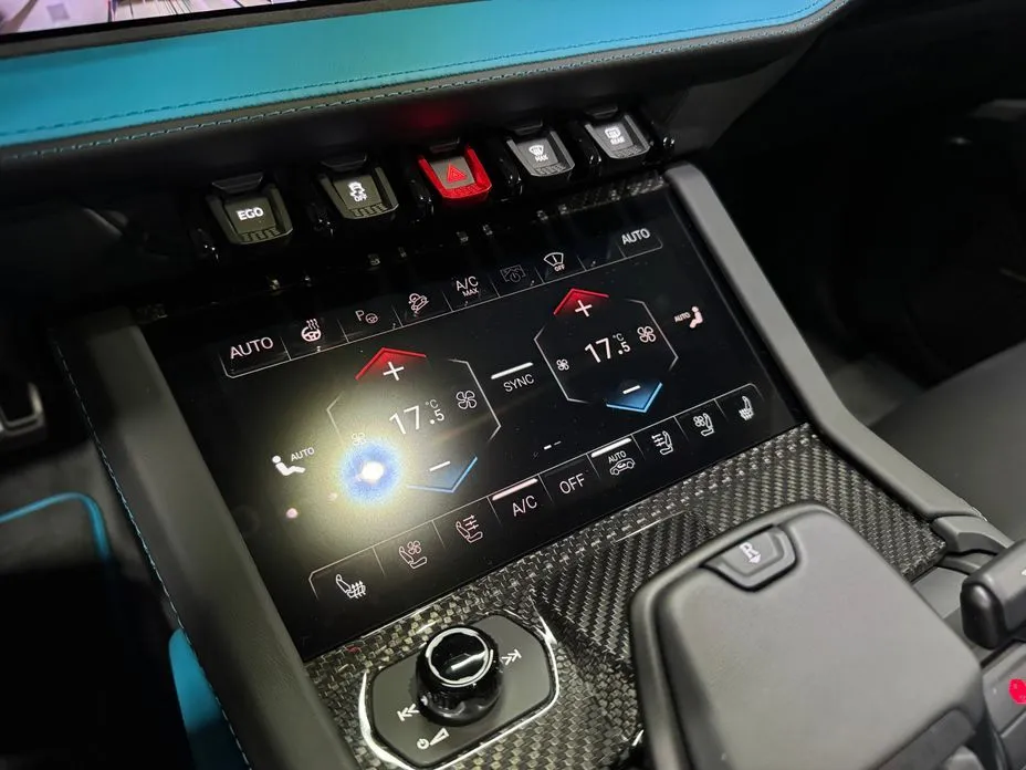 Lamborghini Urus — фото 2