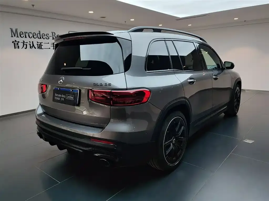 Mercedes-Benz GLB AMG — фото 7