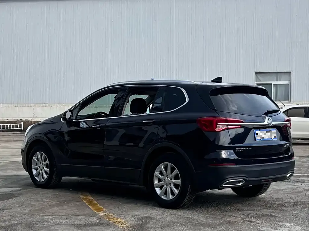 Buick Envision Plus — фото 9