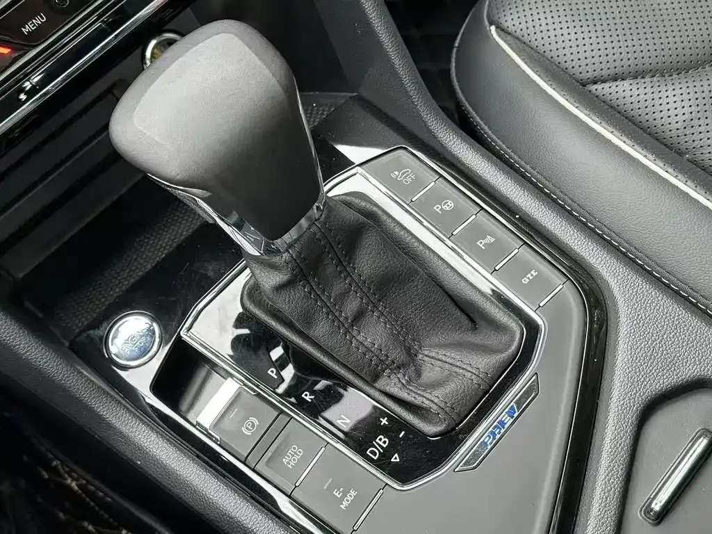 Volkswagen 途观L插电混动 — фото 8