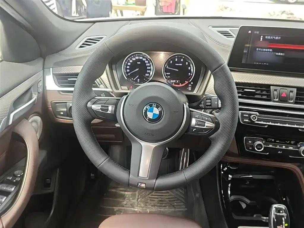 BMW X2 — фото 9