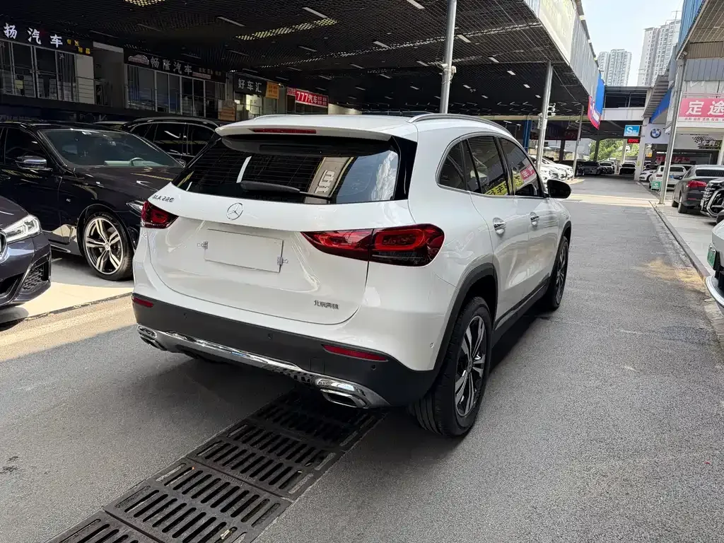 Mercedes-Benz GLA — фото 8