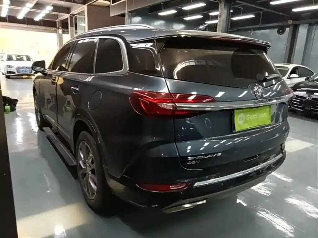 Buick Enclave — фото 10