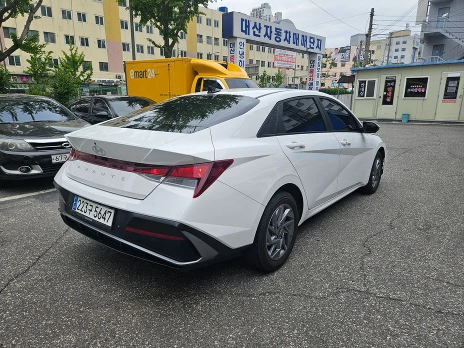 Hyundai AVANTE — фото 9