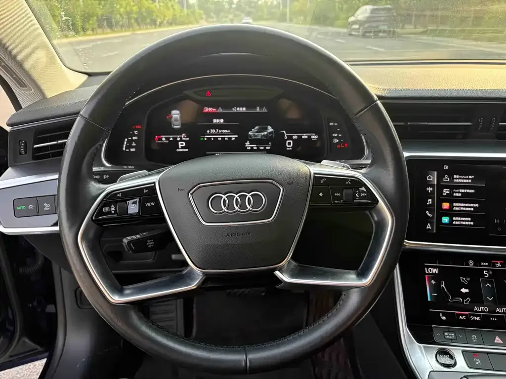 Audi A7 — фото 4