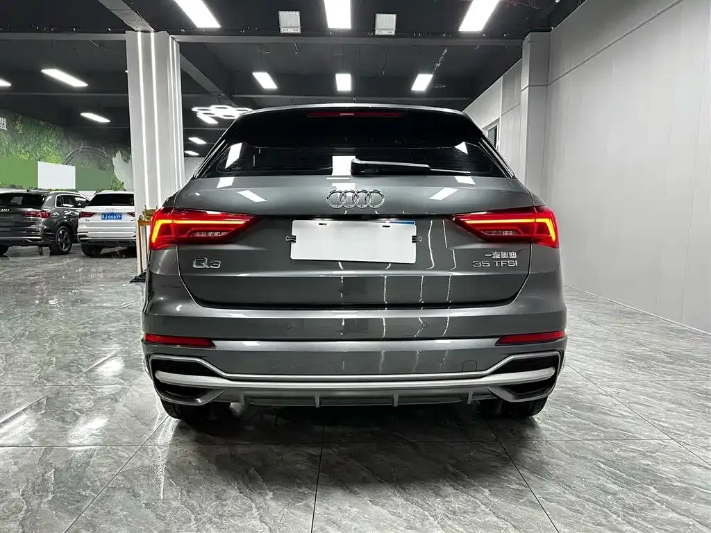 Audi Q3 — фото 5