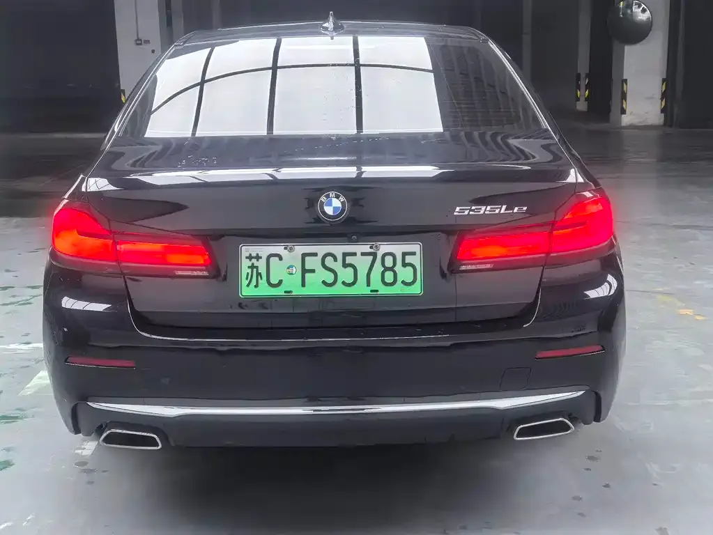 BMW 5 Series New Energy — фото 7