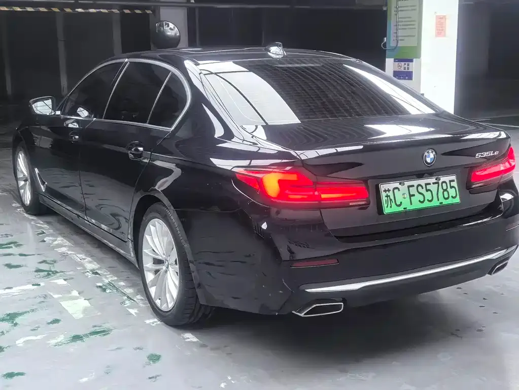 BMW 5 Series New Energy — фото 8