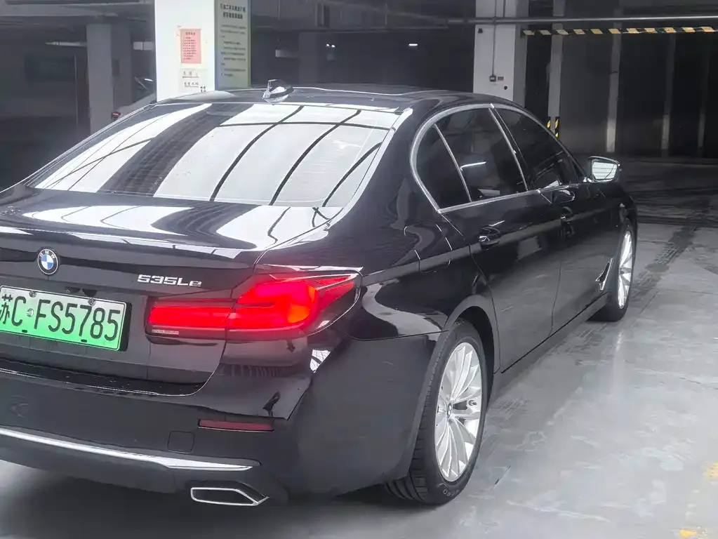 BMW 5 Series New Energy — фото 6