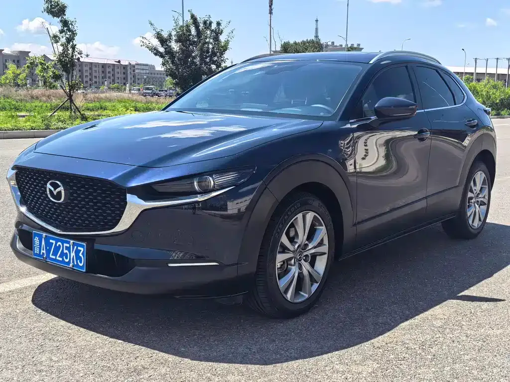 Mazda CX-30 — фото 1