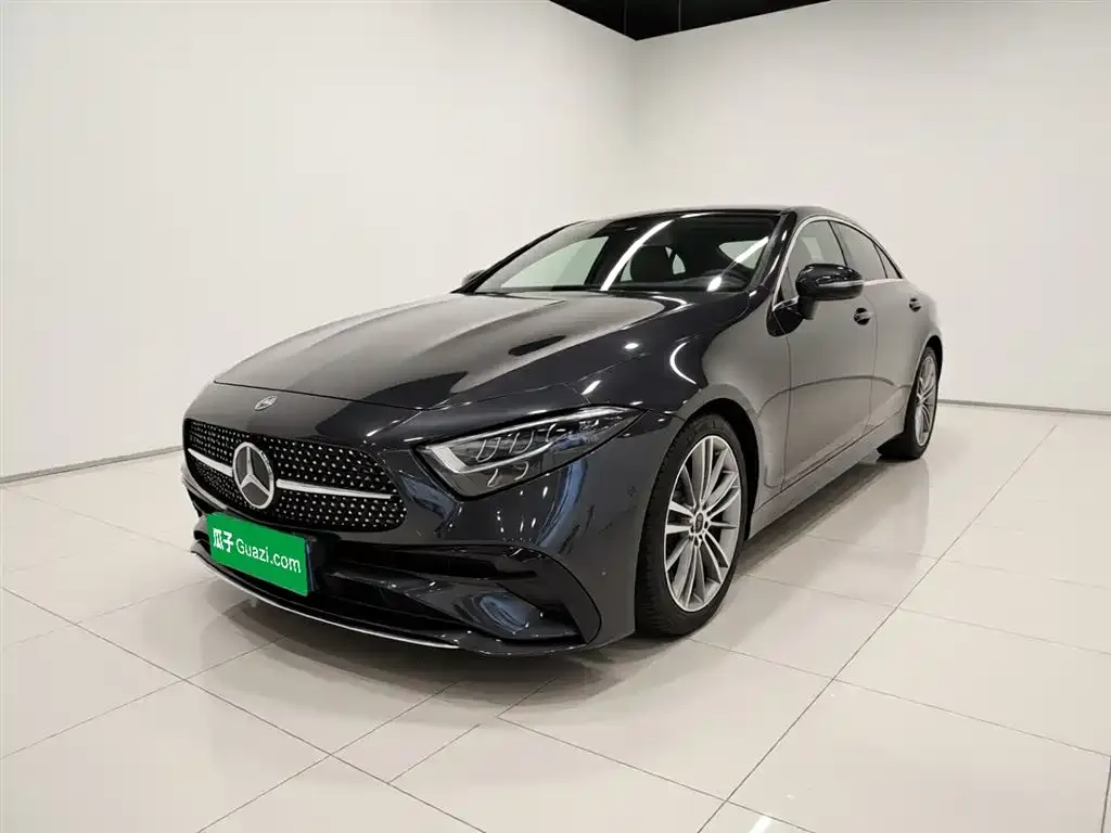 Mercedes-Benz CLS — фото 1