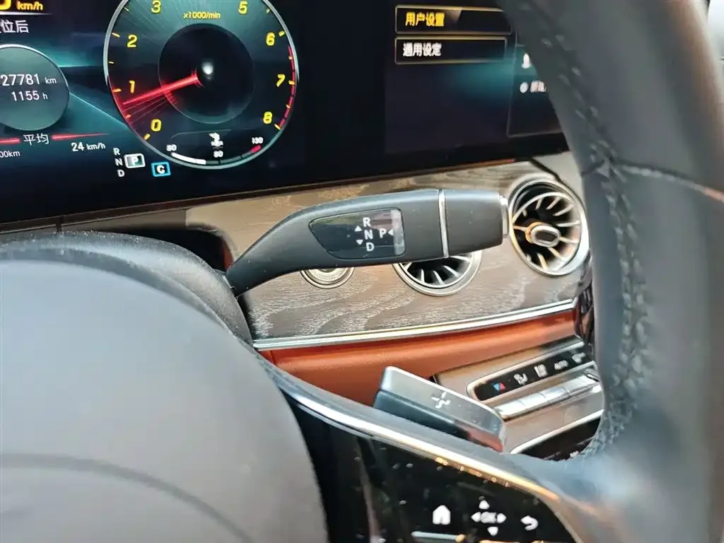 Mercedes-Benz CLS — фото 6