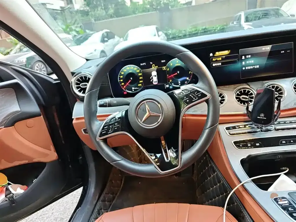 Mercedes-Benz CLS — фото 10