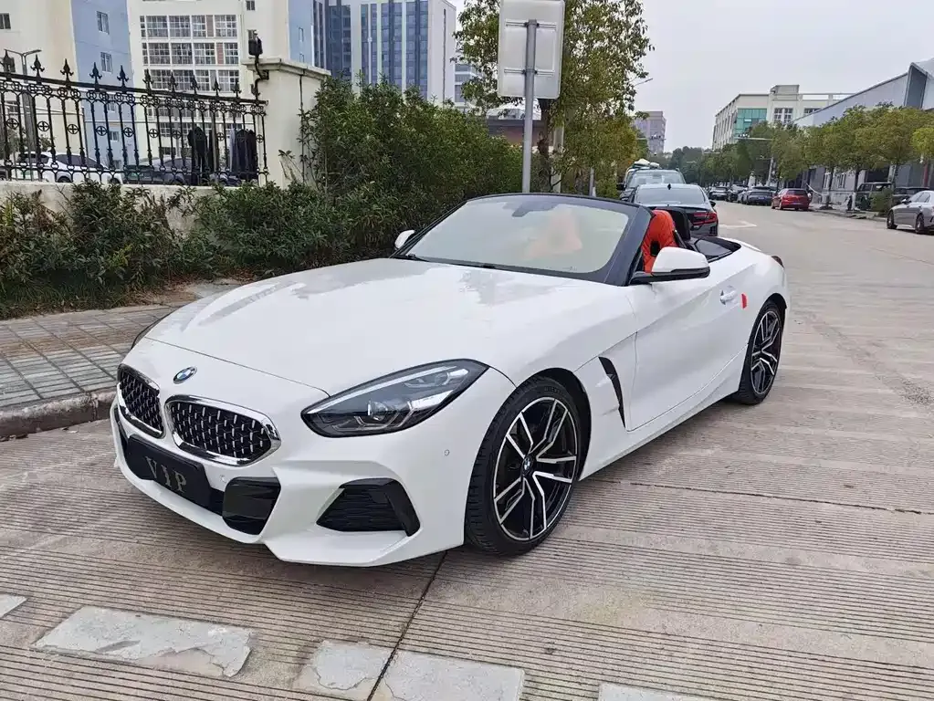 BMW Z4 — фото 1