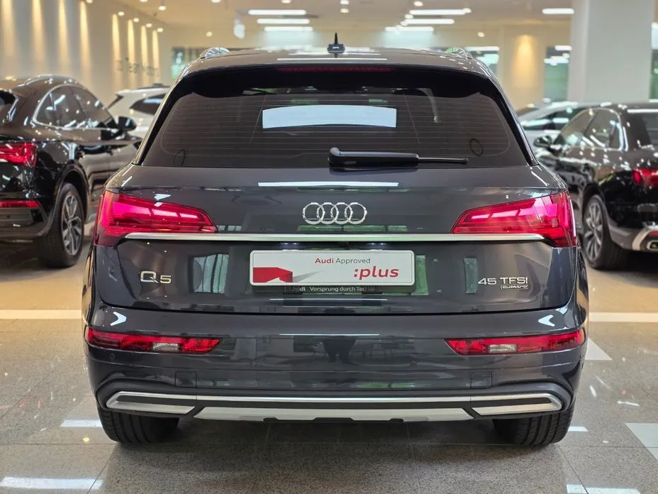 Audi Q5 — фото 10