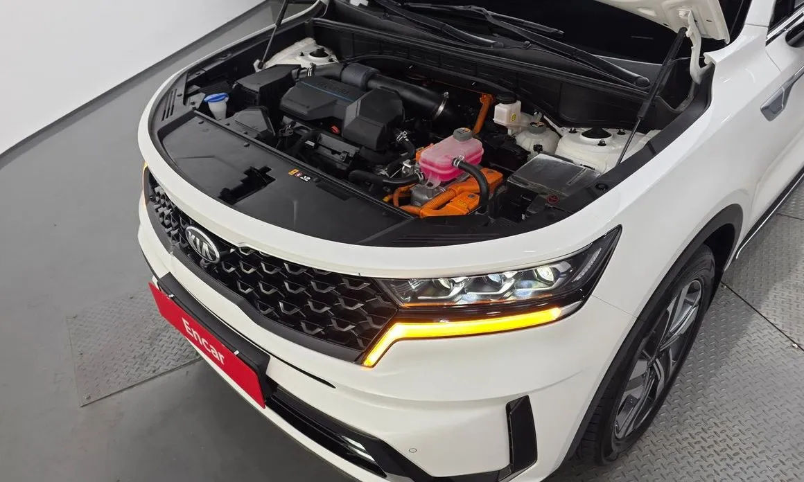Kia Sorento — фото 6