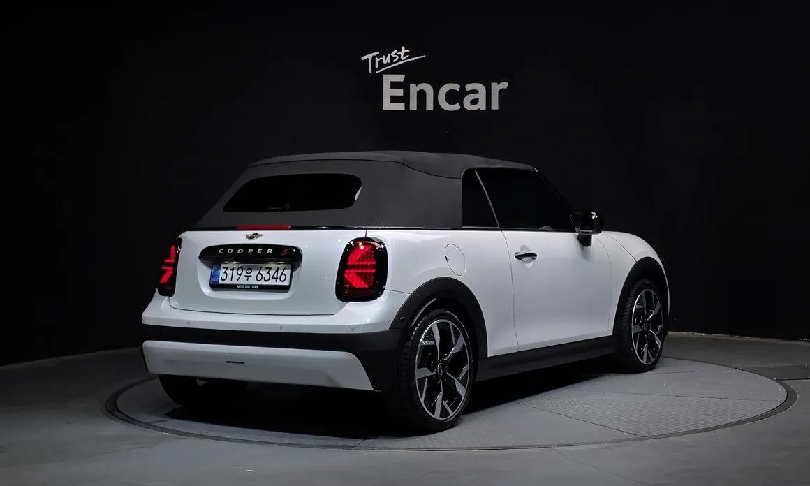 Mini Cooper Convertible — фото 8