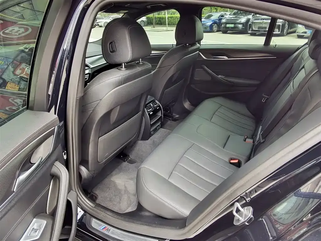 BMW 5 Series (Import) — фото 8