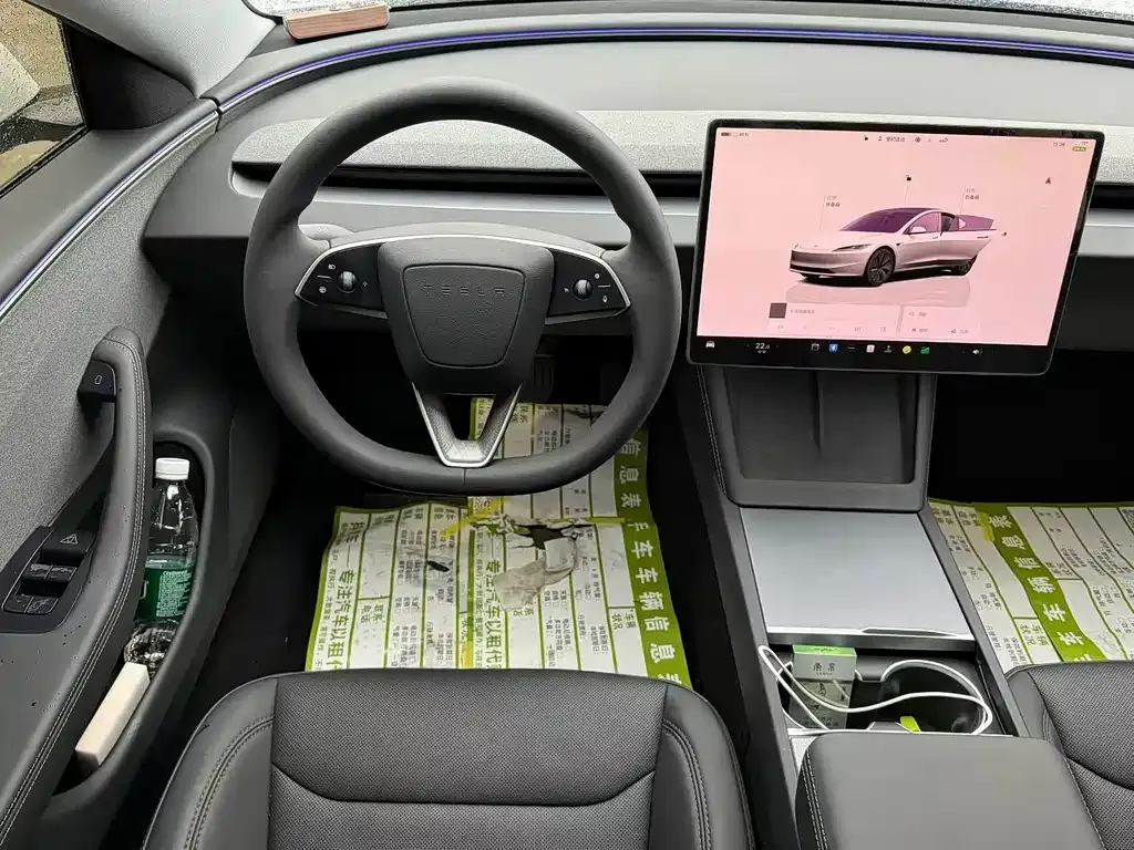 Tesla Model 3 — фото 4