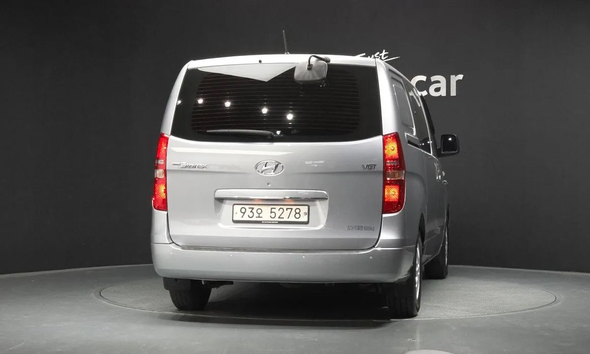 Hyundai Starex — фото 4