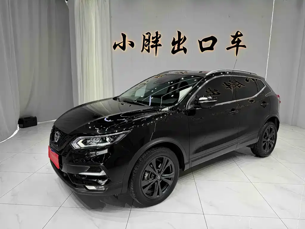 Nissan Qashqai — фото 1