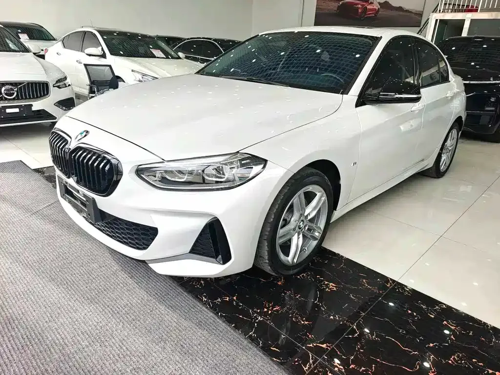 BMW 1 Series — фото 1