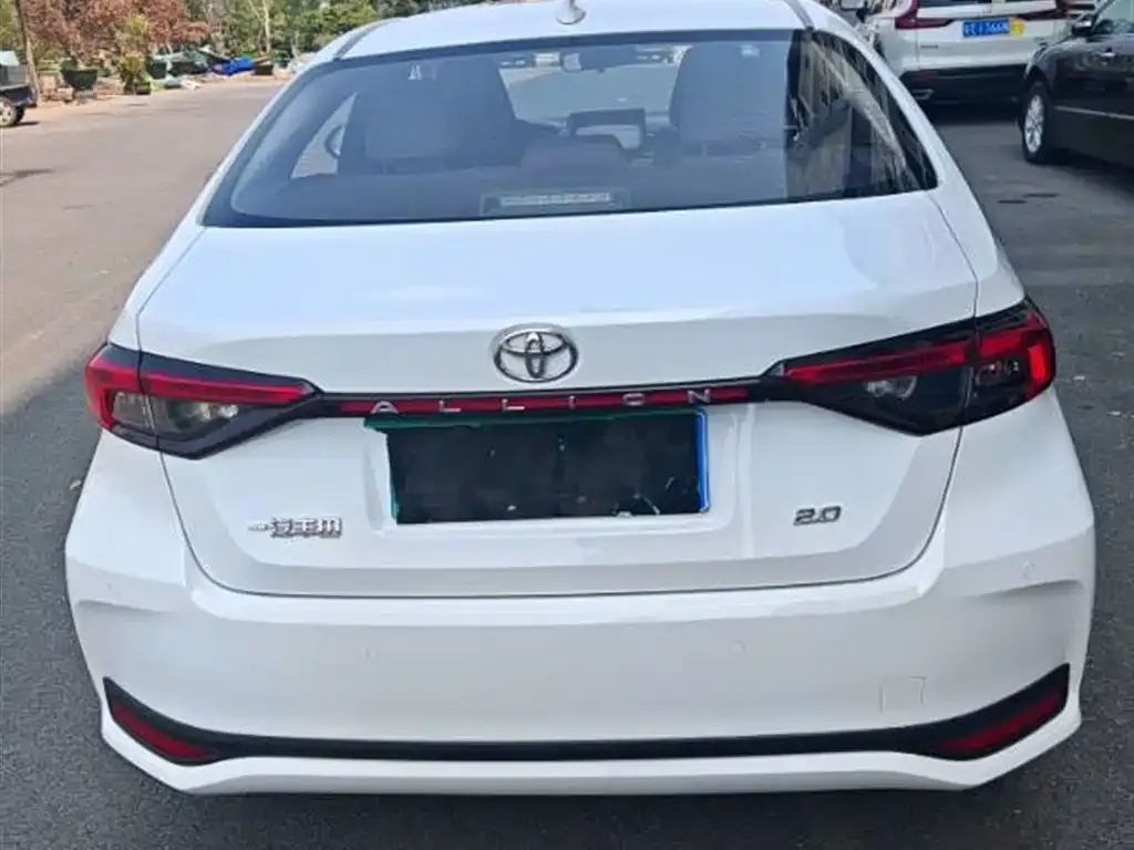 Toyota Allion — фото 8