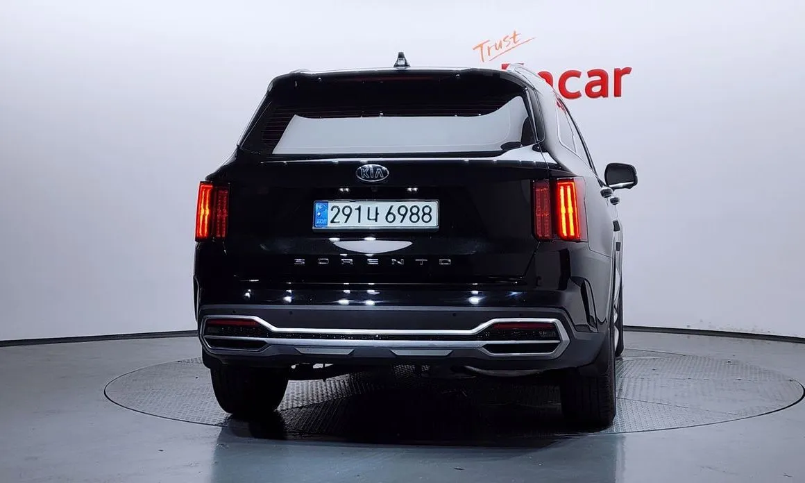 Kia Sorento — фото 5