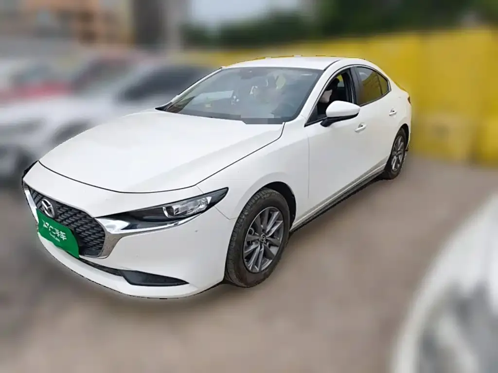 Mazda 3 Axela — фото 2
