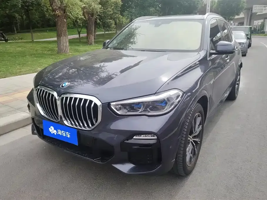 BMW X5 (Import) — фото 1