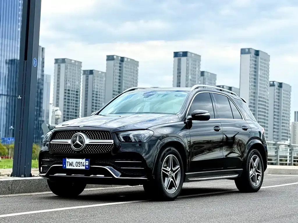 Mercedes-Benz GLE (Import) — фото 1