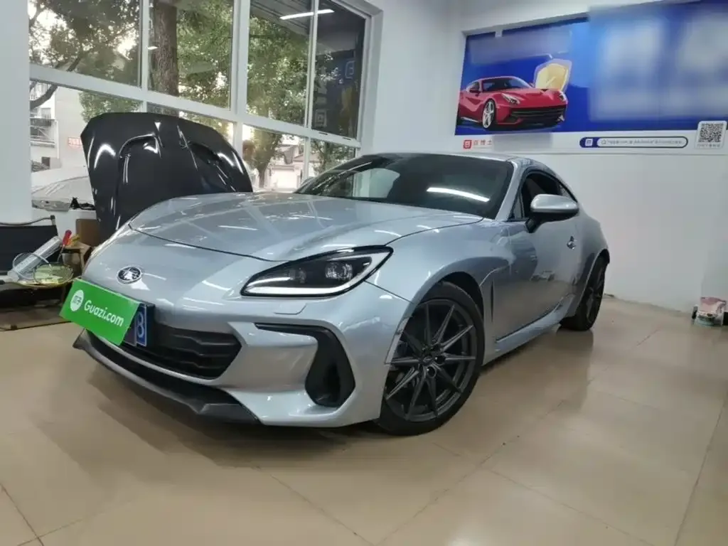Subaru BRZ — фото 1