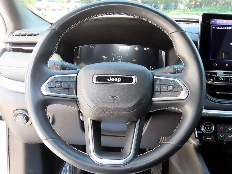 Jeep Compass — фото 8