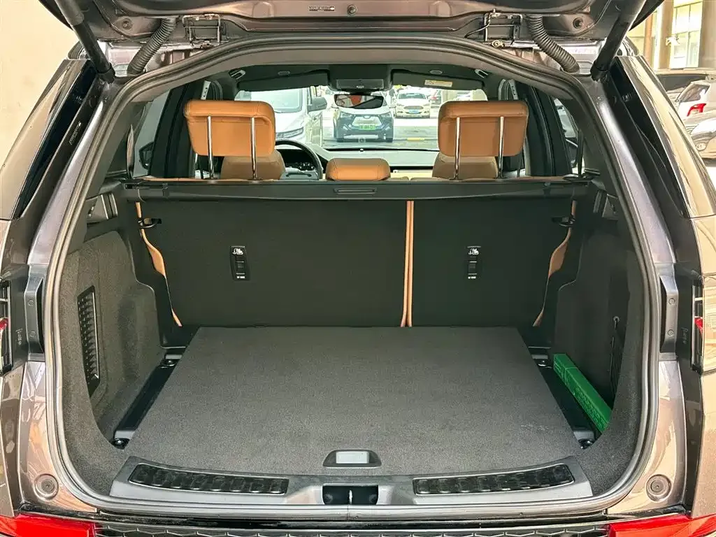 Land Rover Discovery Sport — фото 10