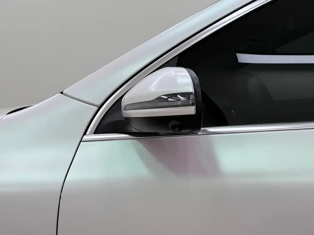 Mercedes-Benz EQA — фото 3
