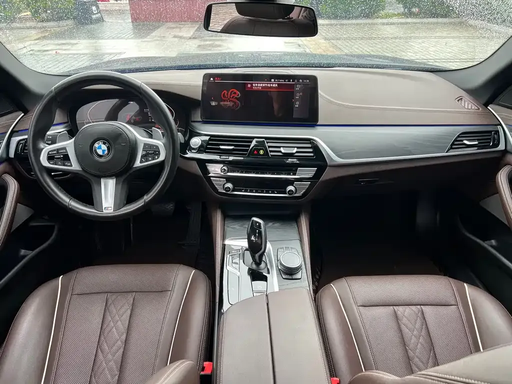 BMW 5 Series — фото 10