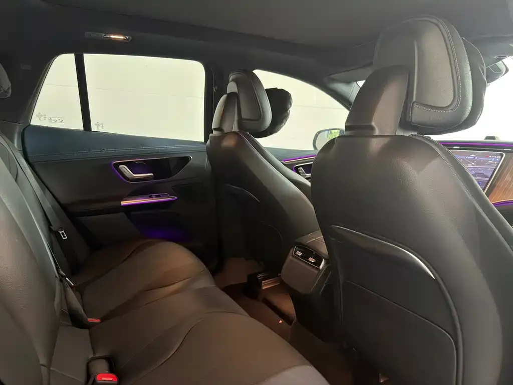 Mercedes-Benz EQE SUV — фото 2