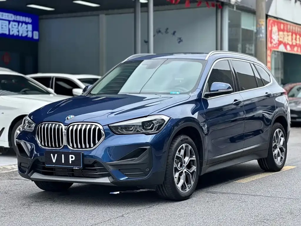 BMW X1 — фото 1