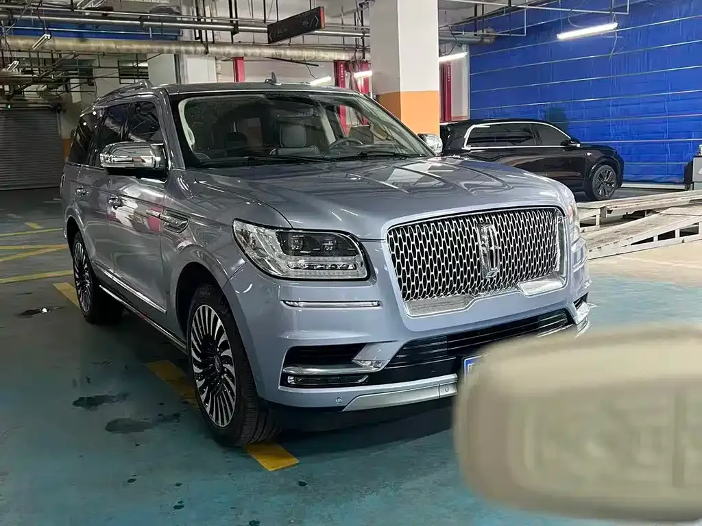 Lincoln Navigator — фото 9