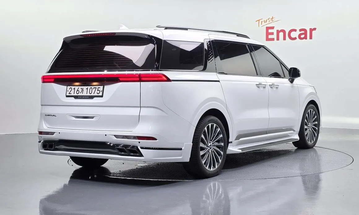 Kia Carnival — фото 2