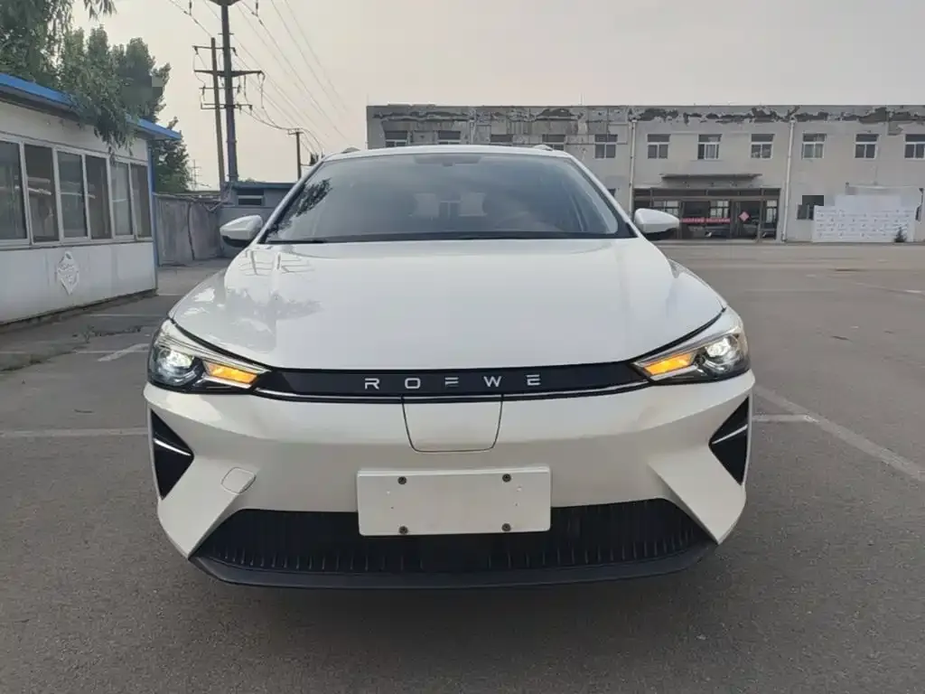 Roewe Ei5 — фото 6