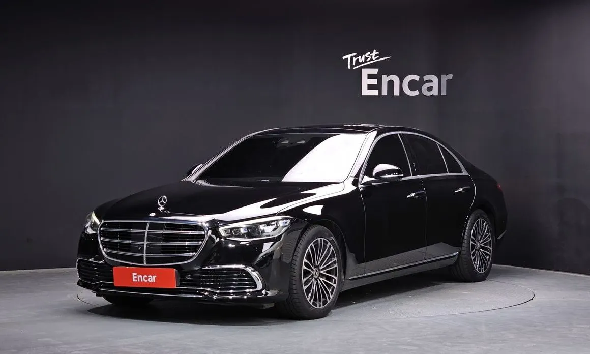 Mercedes-Benz S-Class — фото 1