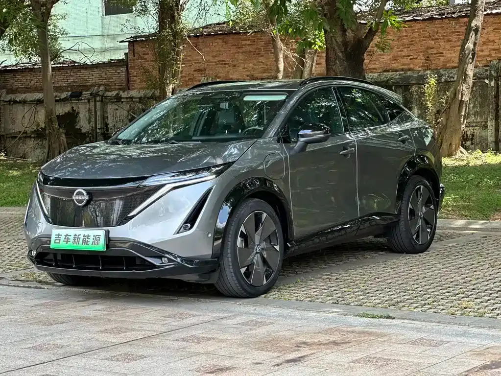 Nissan Ariya — фото 1