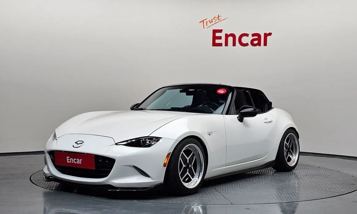 Mazda MX-5 Miata — фото 1
