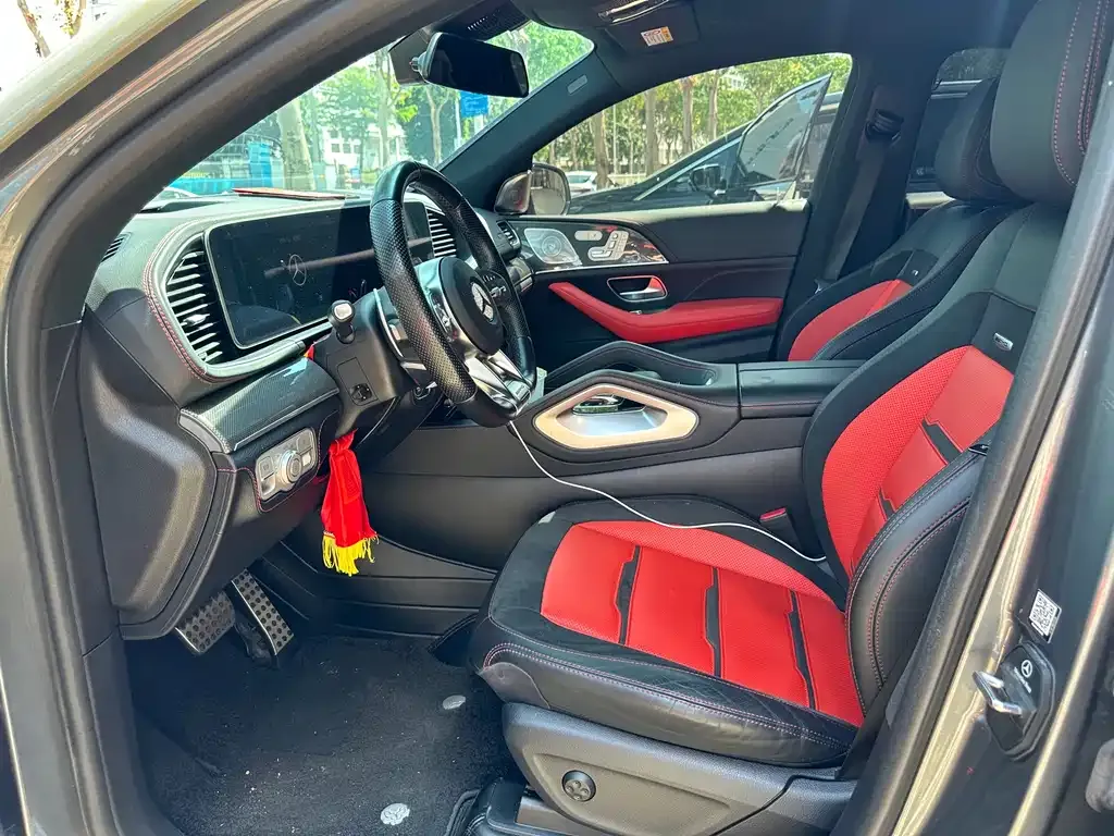 Mercedes-Benz GLE Coupe AMG — фото 7