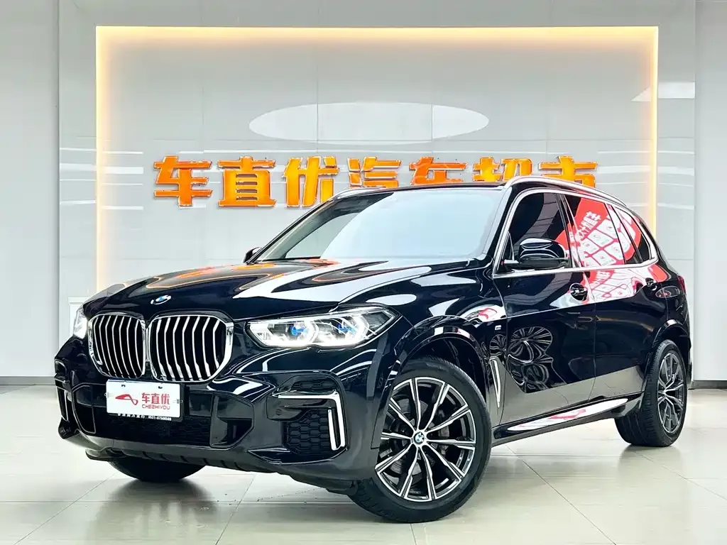 BMW X5 — фото 1