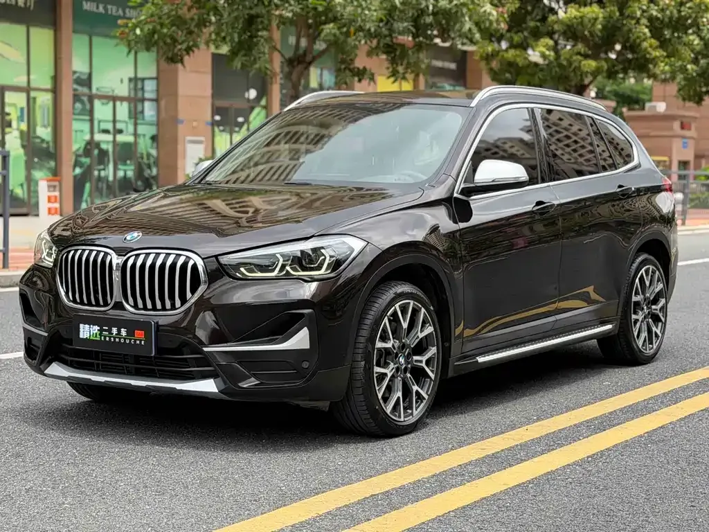 BMW X1 — фото 1