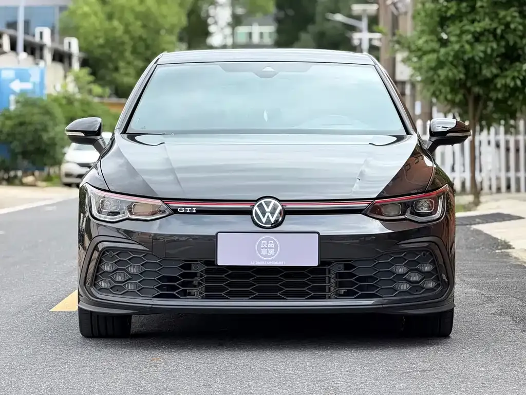 Volkswagen Golf GTI — фото 3