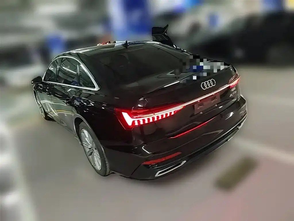 Audi A6L — фото 7